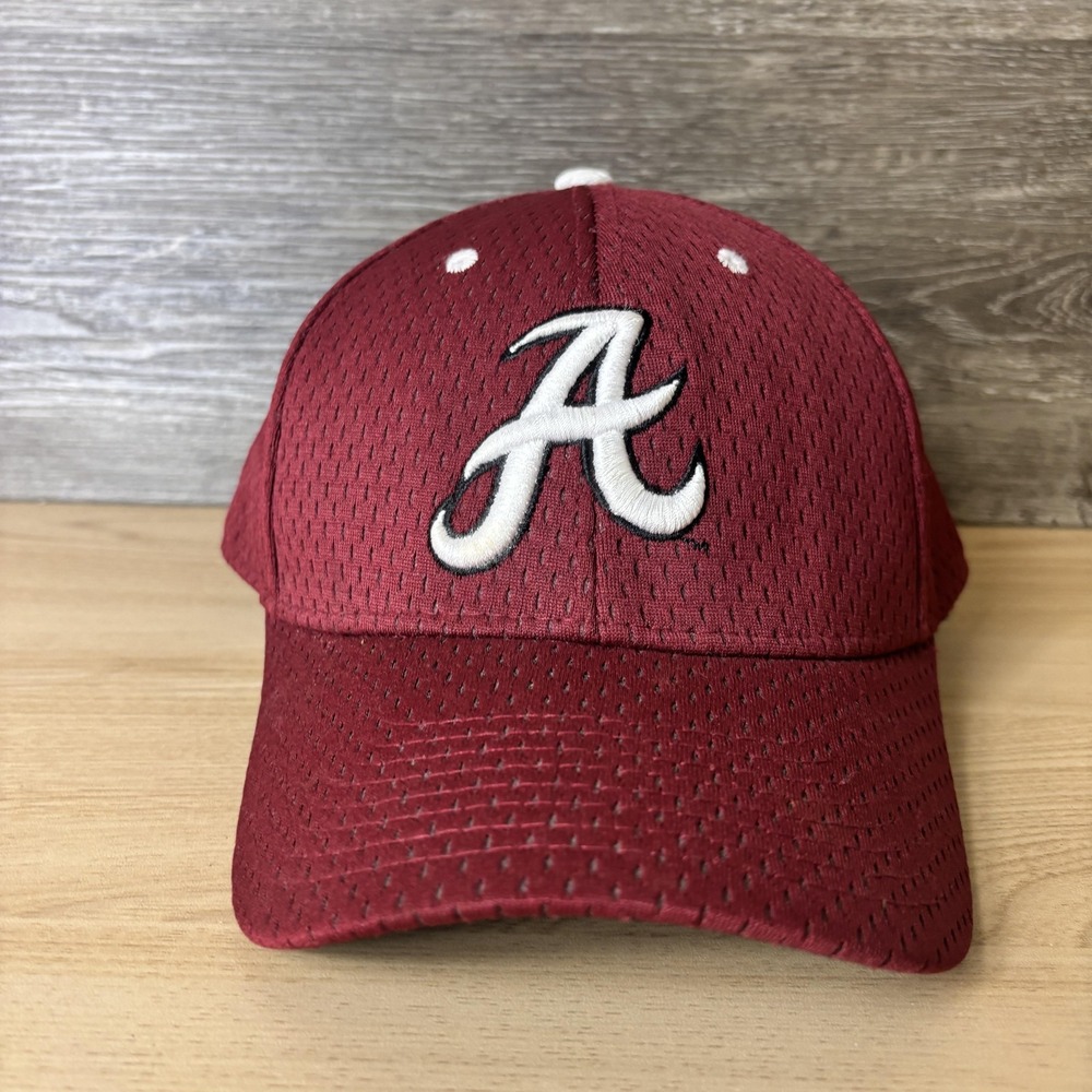Alabama Crimson Tide Hat Cap Fitted Mens 7 1/2 Red College Football Bama Mesh